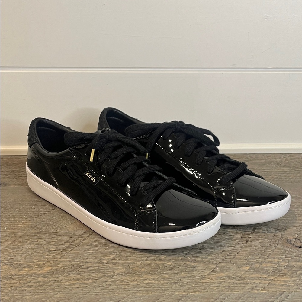 Keds Ace Patent Leather Sneakers Black Women’s Lace-Up Classic Comfort - Sz 8.5